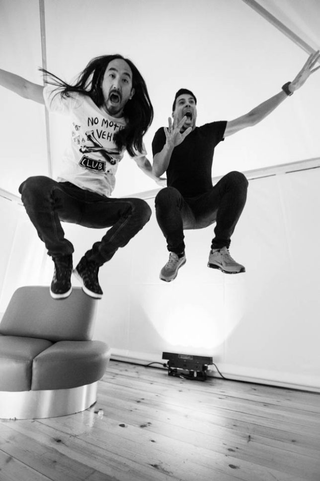 Commercial Advertisement Ad Photoshop Photography Music Concert Festival Tour Backstage Stage - by Julian Erksmeyer EDM Electronic Dance House Aoki Gold Jump Jumping Sneakers