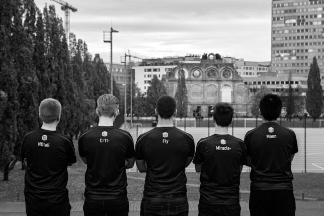 esports photography documentary portrait dota2 dota major valve OG winner gaming games e-sports photography - by Julian Erksmeyer Fly n0tail Cr1t Miracle- Moonmeander